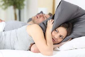 snoring due to sleep apnea